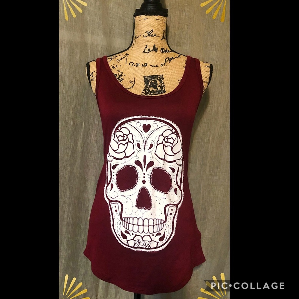 Brand new   Never worn skull tank